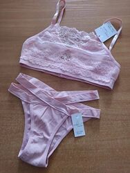 Комплект кружевного белья. Скидка