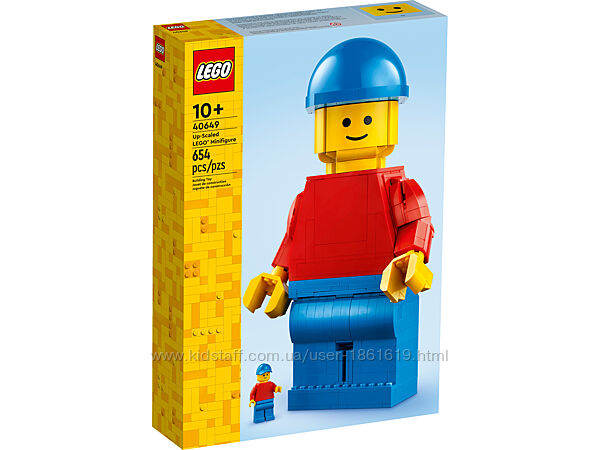 LEGO Iconic 40649 Up-Scaled Minifigure Exclusive