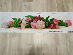 Картина вышитая бисером розы корсиканский букет 100х24 см