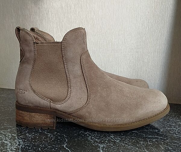Жіночі чоботи UGG