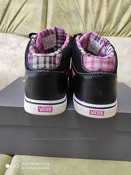 Кроссовки Vans 