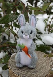 Заяц игрушка хендмэйд кролик валяная из шерсти ручной работы интерьерная