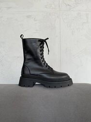   Ботинки женские кожаные зимние, на массивной подошве, черные