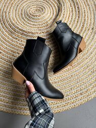 #8:  черный- беж подошва