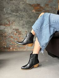 #10:  черный- беж подошва