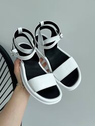 Босоножки женские кожаные белые, сандалии молодежные 