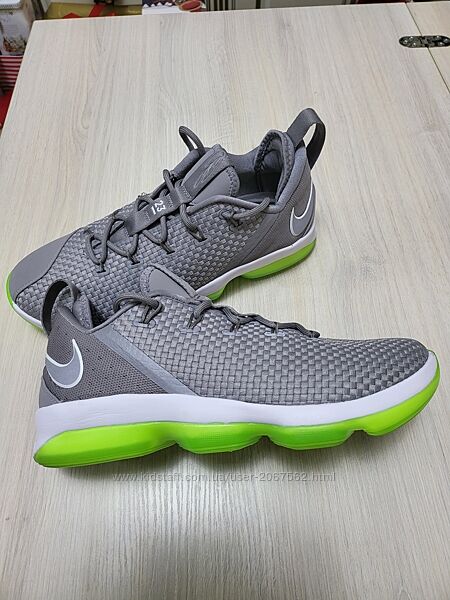 Нові баскетбольні кросівки Nike Lebron XIV 14 Low