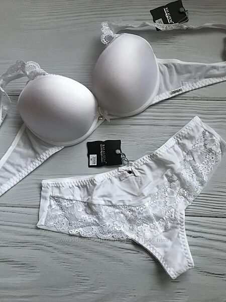 Гарненький комплектик пушап 80b, 85b, 75C, 85c