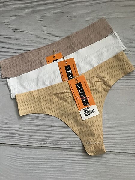 Набір безшовних стрінгів з перфорацією m, l, xl