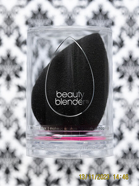 Спонж для нанесения макияжа Beauty Blender PRO Black Makeup Sponge