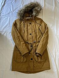 Clockhouse 75 утеплена стильна куртка-парка XS з капюшоном на синтепоні на 
