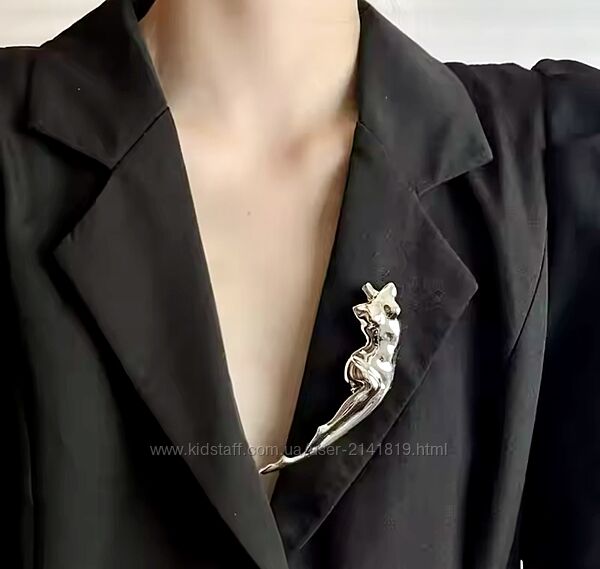 Брошь в стиле зара обнаженное женское тело, медсталь брошка женщина, брошь