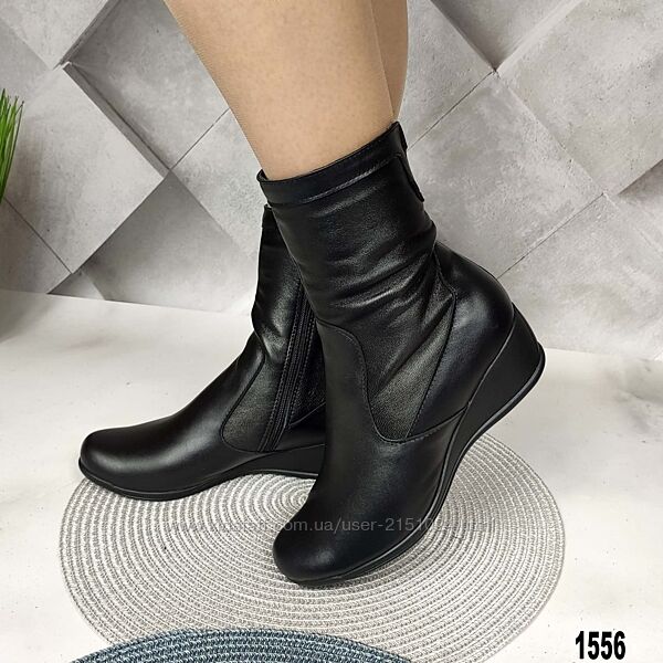 Зручні шкіряні чобітки до 42 розміру