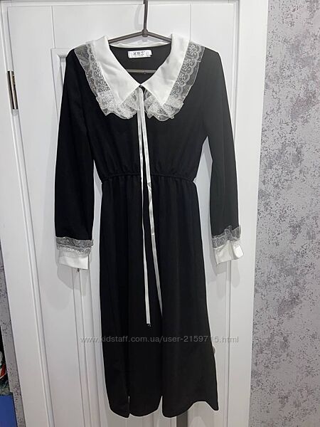 Продам плаття на дівчинку р. М-L