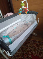 Детская приставная кроватка колыбель Lionelo в подарок мобиль