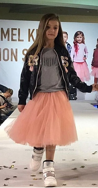 #4: черная,серая продана