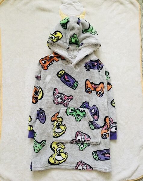 4-6 рок. , 110-116 зріст Primark Худі оверсайз з принтом Плейстейшн. домашня