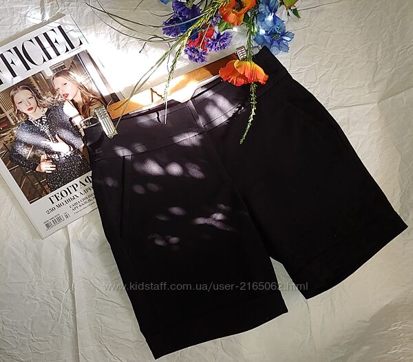 Детская одежда  Нарядные строгие школьные Шорты для девочке рост 152-158 см