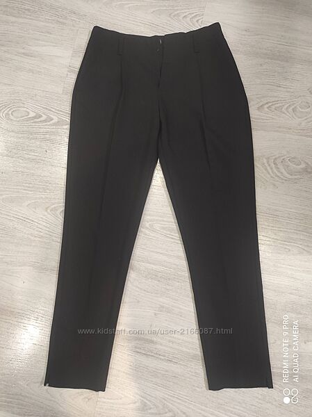  Жіночі класичні брюки до кісточки від Bershka розмір EUR 36