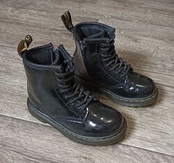 Ботинки дитячі Dr. Martens Цена 600