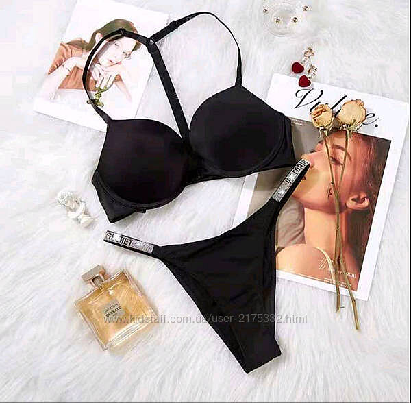 Комплект Victoria´s Secret зі стразами.
