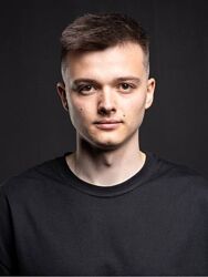 Кирило Несмашний P2P зі звязками без лімітів і карток. Наставництво 2025
