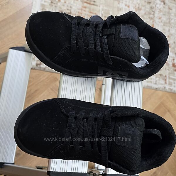 Продам кроссовки для мальчика