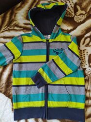 Продам тепленьку кофту на хлопчика 