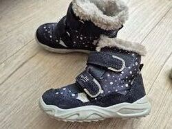 Зимові сапожки ботинки черевики superfut p.24 стан нових