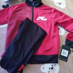 Костюм Nike Jordan Jumpman.
