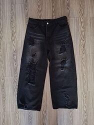 Стильні чорні рвані джинси Oversize  модний фасон, чудовий стан