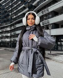 Зимова жіноча куртка