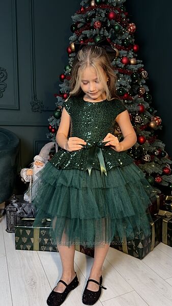 Новорічна сукня для дівчинки зеленого смарагдового кольору