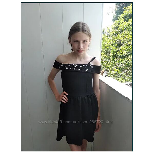 Чёрное стильное платье на 11-13 лет