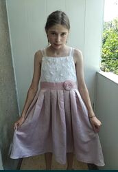 Красивое платье 12-14 лет с бантом