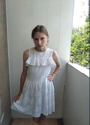 Нарядное платье на 11-13 лет