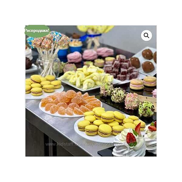 Кенди бар Мария Манахова