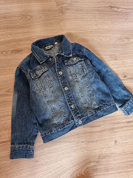 Фирменная джинсовая курточка для модниц 5-7 лет