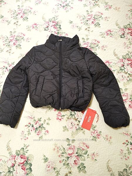 Короткая стильная куртка