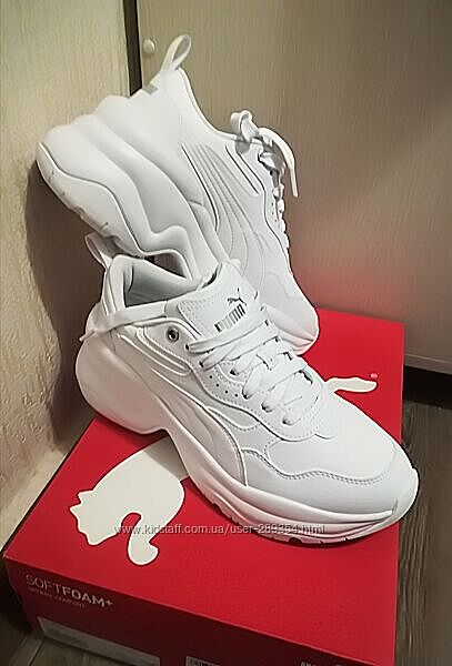 Білі кросівки Puma Cilia Wedge стопа 25.5см